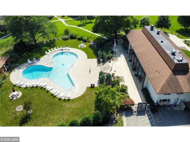 $130,000 | 625 19th Street Northwest, Unit 407, Rochester, MN 55901