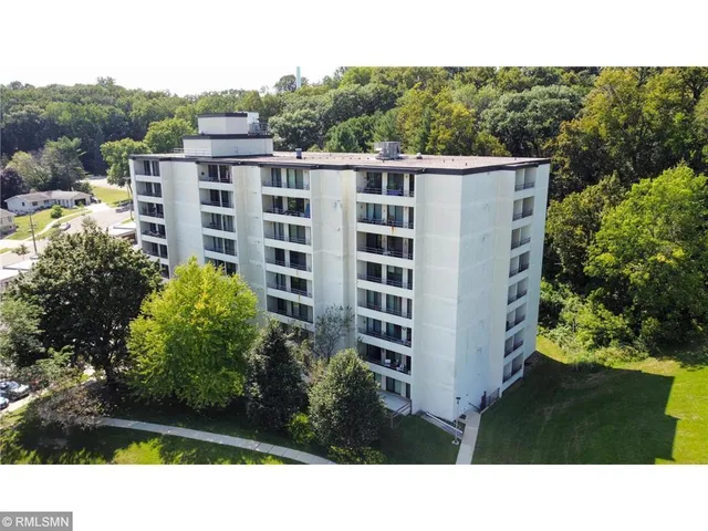 $130,000 | 625 19th Street Northwest, Unit 407, Rochester, MN 55901