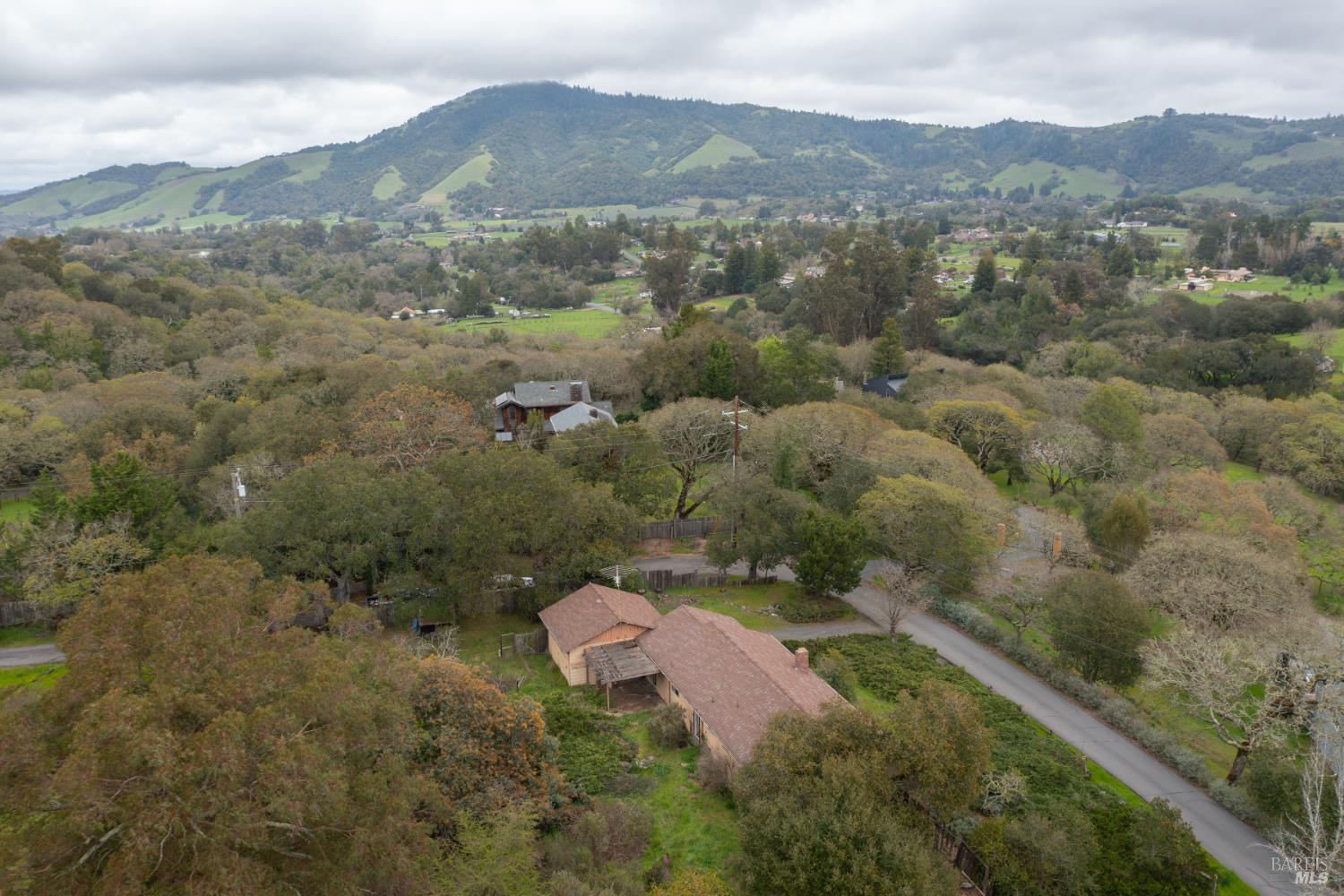 4550 Hidden Springs Road Santa Rosa, CA 95404 - Photo 7 of 23