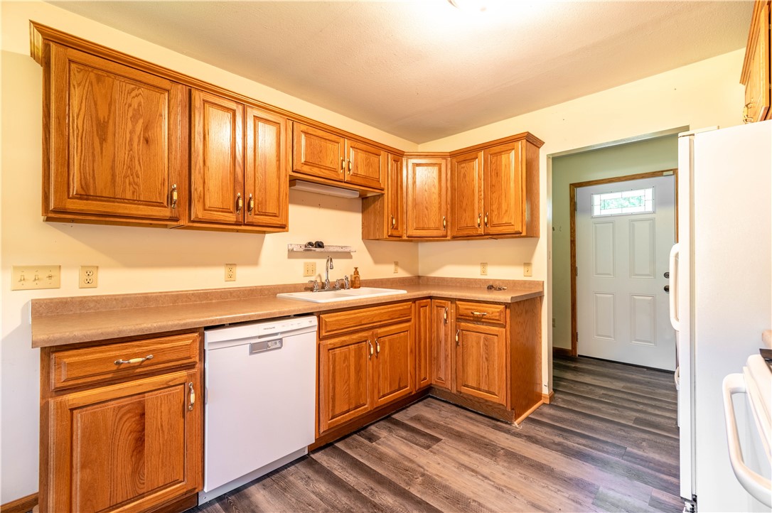2325 South Richmond Road Decatur, IL 62521 - Photo 8 of 16