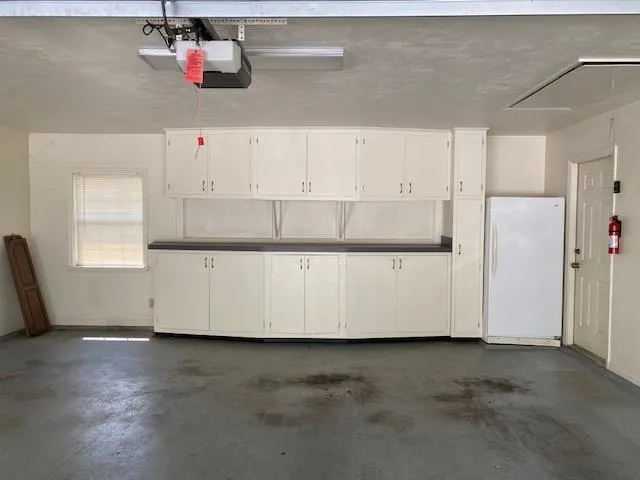 $2,100 | 2300 Aster Way, Tallahassee, FL 32308