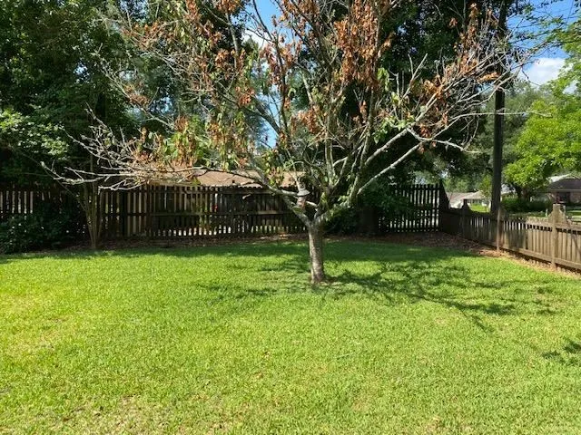 $2,100 | 2300 Aster Way, Tallahassee, FL 32308