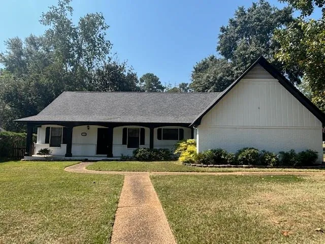 $2,100 | 2300 Aster Way, Tallahassee, FL 32308