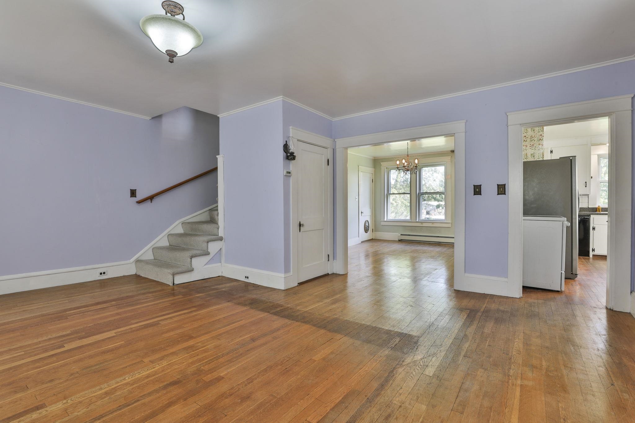 378 South Mammoth Road Manchester, NH 03109 - Photo 7 of 29 Gallery Image 7