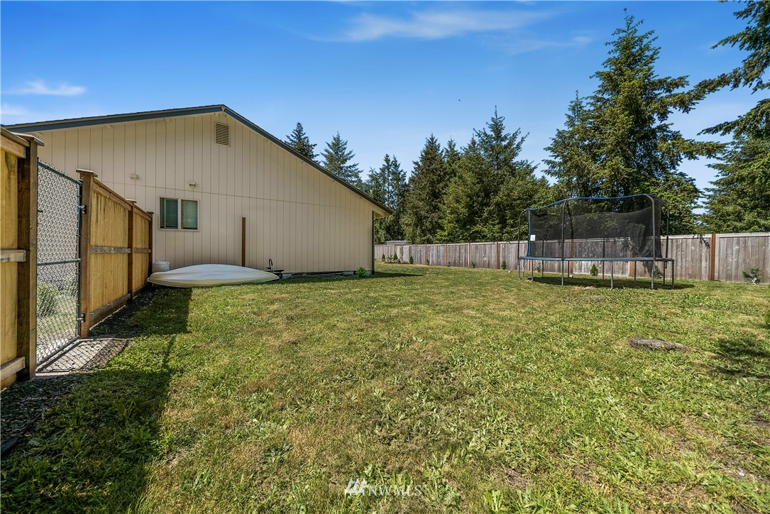 6111 189th Loop Southwest Rochester, WA 98579 - Photo 22 of 25