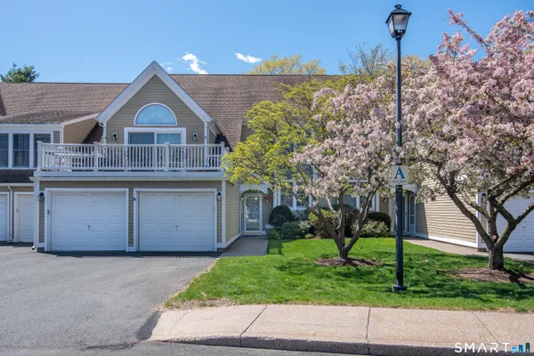 $399,000 | 600 Washington Avenue, Unit A4, North Haven, CT 06473