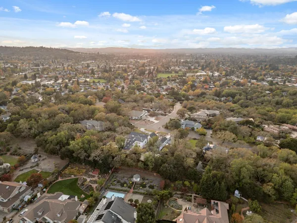 $2,800,000 | 4016 Quartz Drive, Santa Rosa, CA 95405