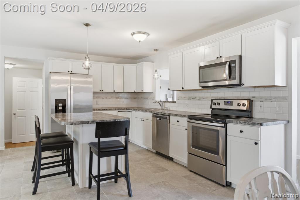 5176 Pratt Road Lapeer, MI 48446 - Photo 11 of 59 Gallery Image 11