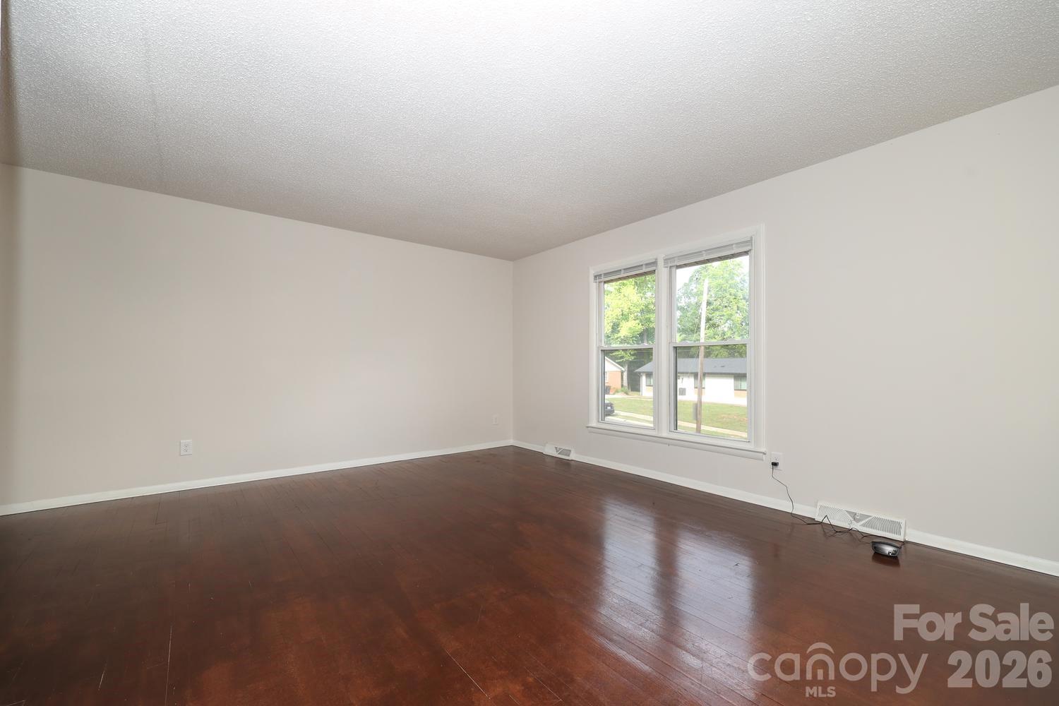 5001 Springview Road Charlotte, NC 28213 - Photo 3 of 30