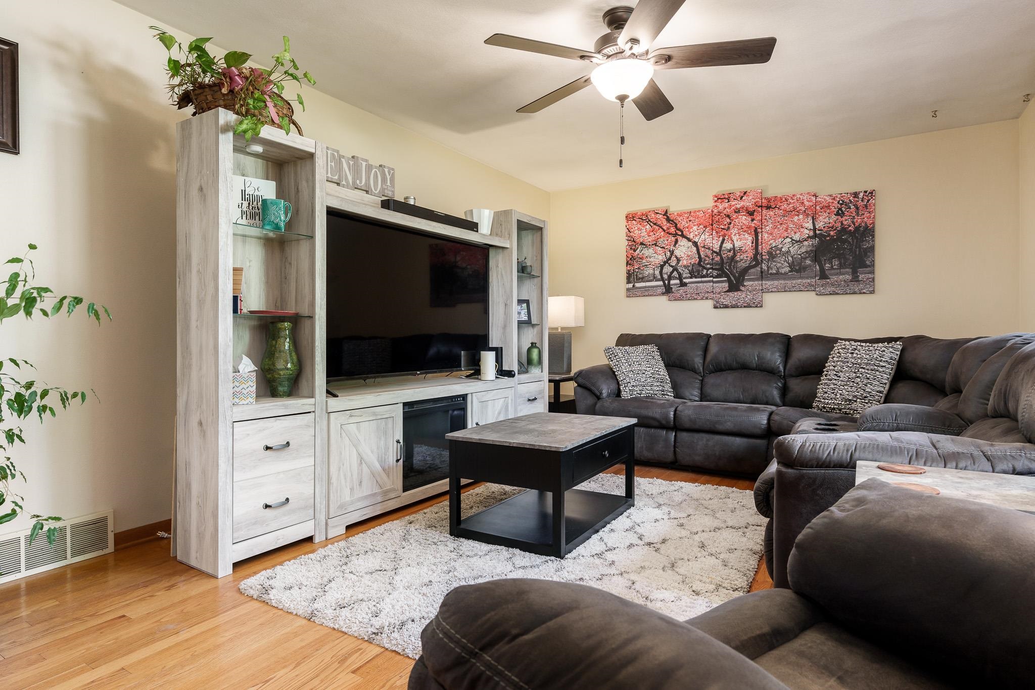 640 Adventure Beloit, WI 53511 - Photo 16 of 50
