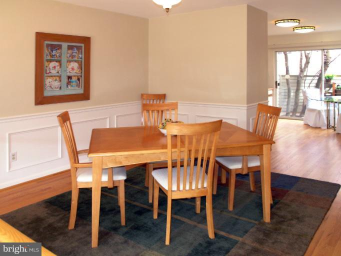 1955 Lakeport Way Reston, VA 20191 - Photo 14 of 30 Dining Room
