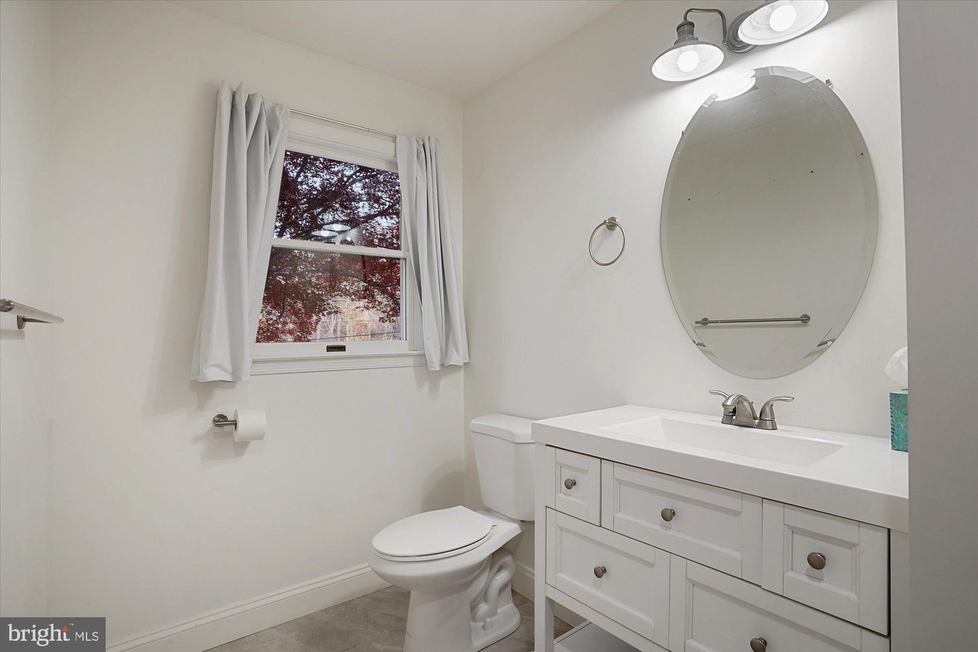 152 McCleary Road Elkton, MD 21921 - Photo 16 of 23 Main floor full bath