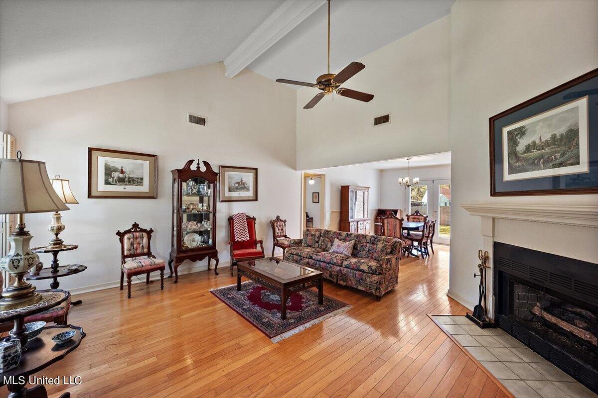136 Brandy Run Road Brandon, MS 39047 - Photo 5 of 20 06-HTP_7799