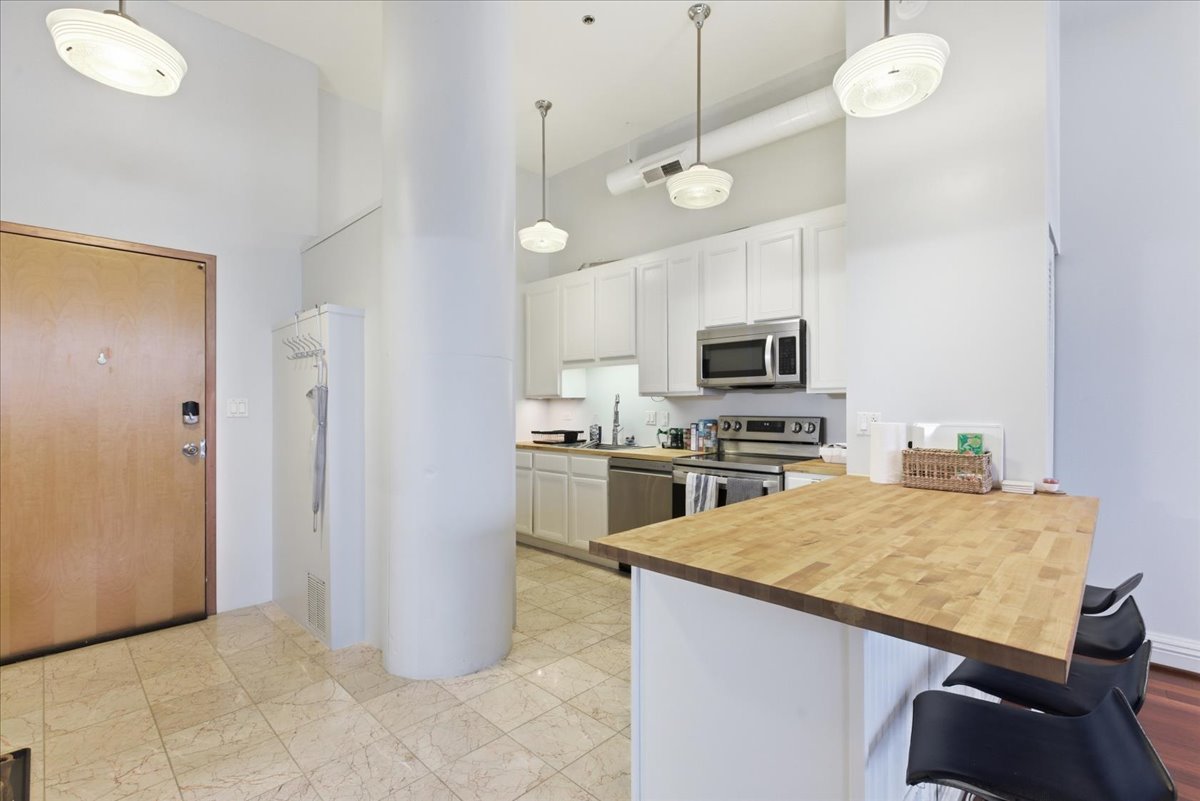 801 South Wells Street, Unit 1006 Chicago, IL 60607 - Photo 12 of 18