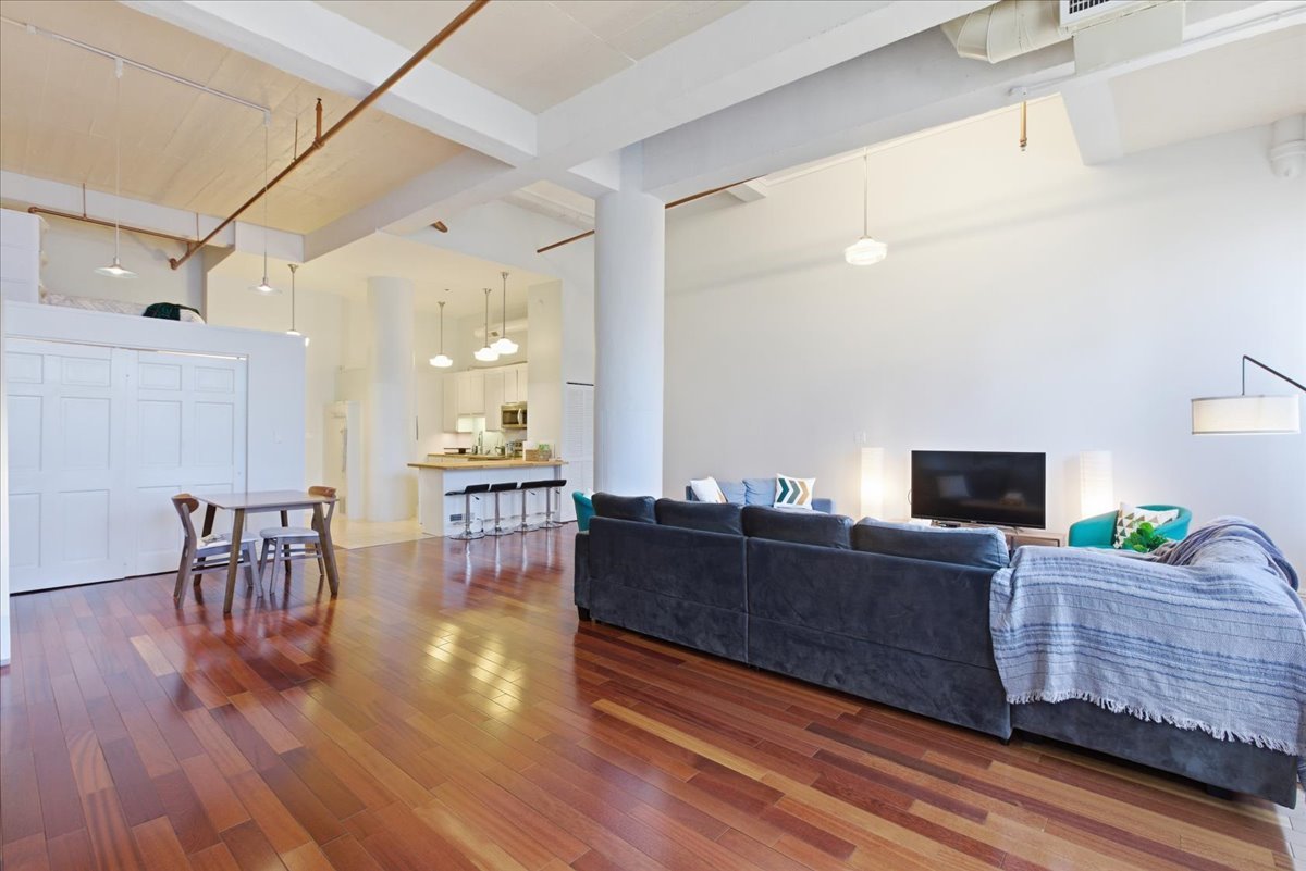 801 South Wells Street, Unit 1006 Chicago, IL 60607 - Photo 8 of 18