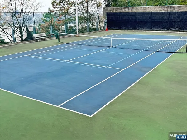 $3,000 | 200 Winston Drive, Unit 3011, Cliffside Park, NJ 07010