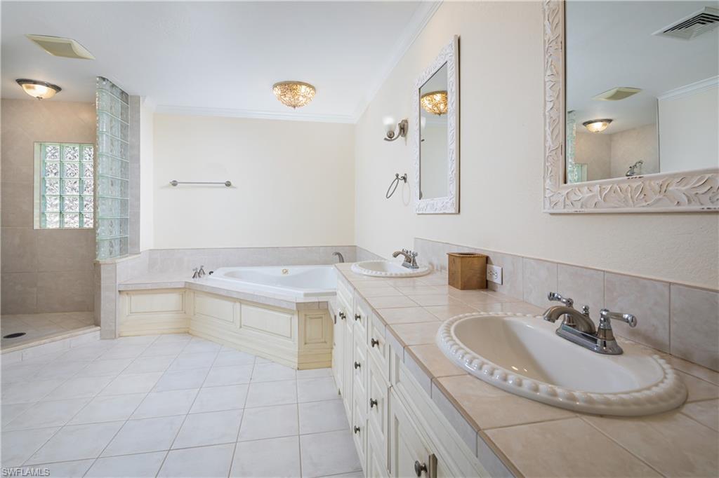 5335 Tallowood Way Naples, FL 34116 - Photo 9 of 25