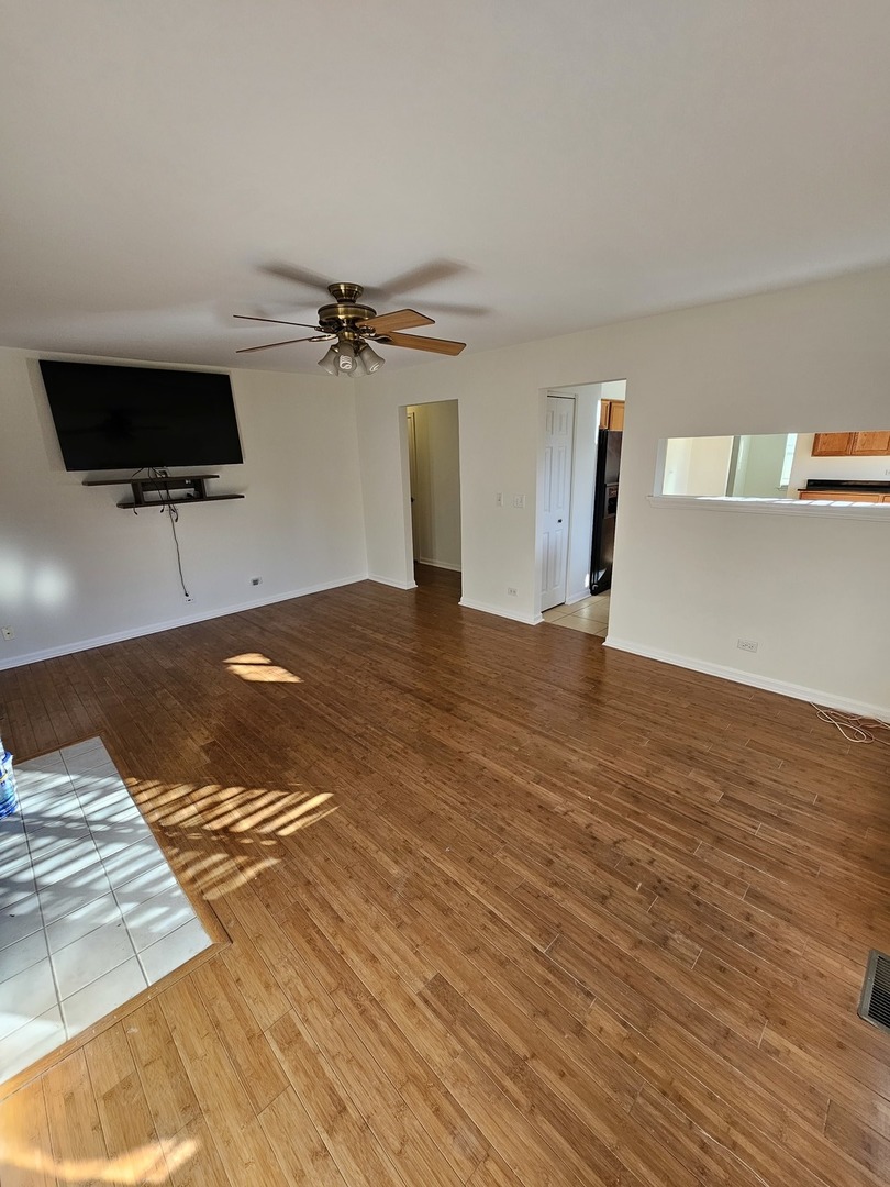 847 Teasel Lane Aurora, IL 60504 - Photo 16 of 46 a view of a kitchen with a sink and a kitchen view