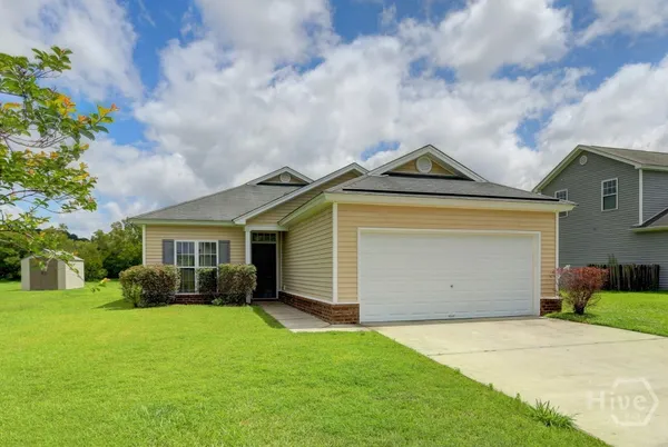 $1,975 | 20 Evergreen Oak Drive, Richmond Hill, GA 31324