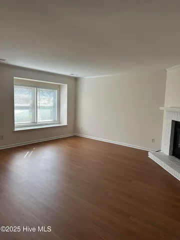 $1,900 | 3439 Regency Drive, Wilmington, NC 28412