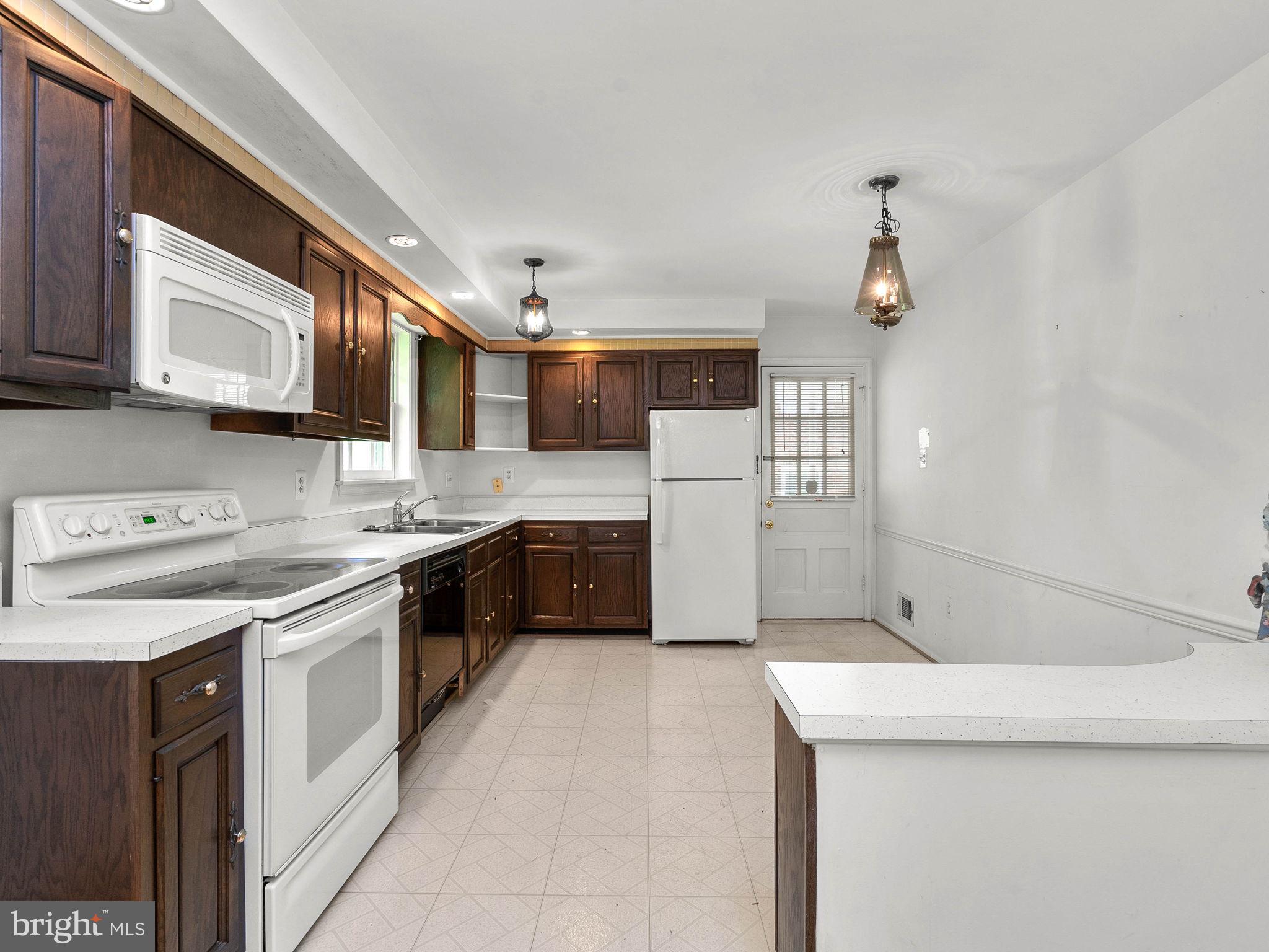 3716 Briars Road Olney, MD 20832 - Photo 8 of 30 Kitchen