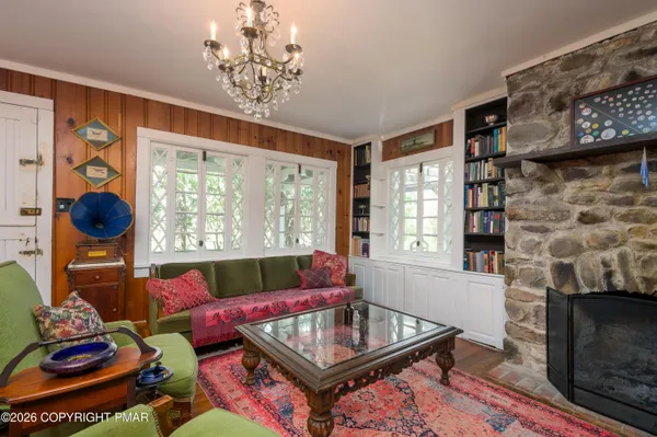 $299,900 | 142 Knob Road, Mount Pocono, PA 18344