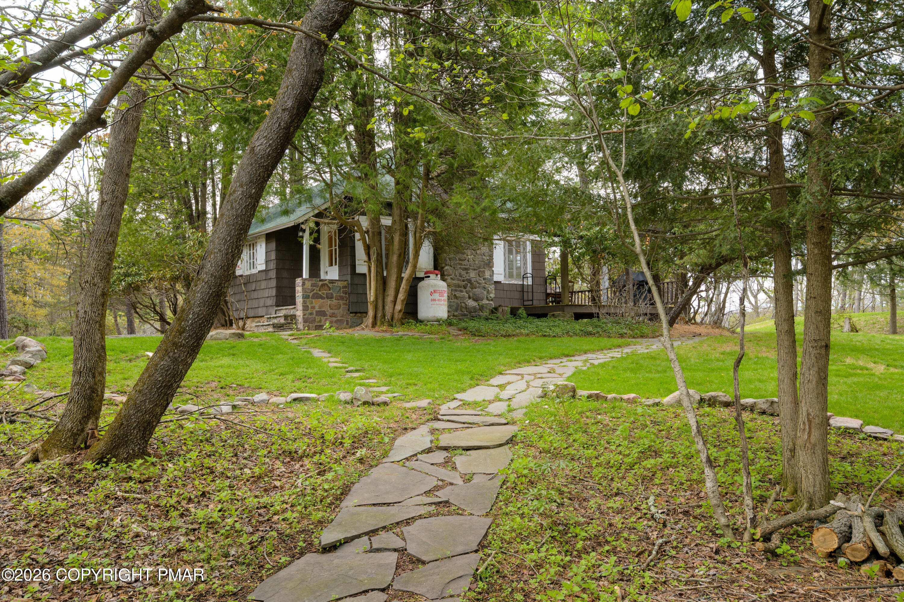 142 Knob Road Mount Pocono, PA 18344 - Photo 40 of 49 040-142Knob-MBertsch