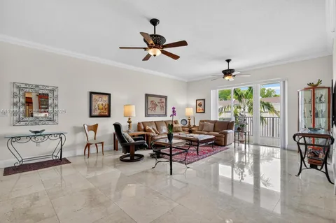 $1,690,000 | 650 Valencia Avenue, Unit 302, Coral Gables, FL 33134
