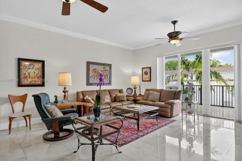 $1,690,000 | 650 Valencia Avenue, Unit 302, Coral Gables, FL 33134
