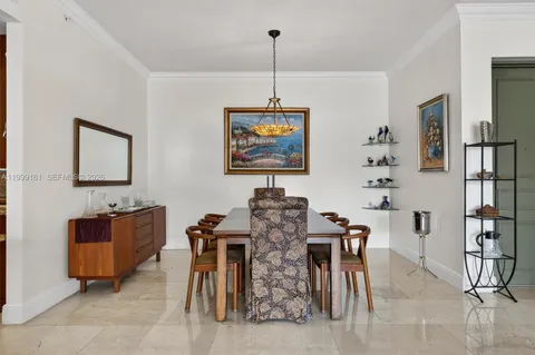 $1,690,000 | 650 Valencia Avenue, Unit 302, Coral Gables, FL 33134