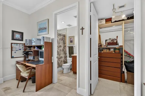 $1,690,000 | 650 Valencia Avenue, Unit 302, Coral Gables, FL 33134