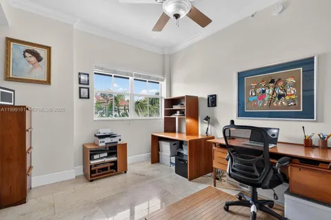 $1,690,000 | 650 Valencia Avenue, Unit 302, Coral Gables, FL 33134