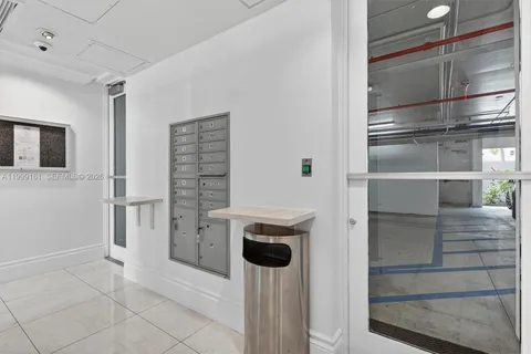$1,690,000 | 650 Valencia Avenue, Unit 302, Coral Gables, FL 33134