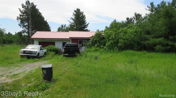$119,900 | 20661 Hackett Lake Highway, Onaway, MI 49765