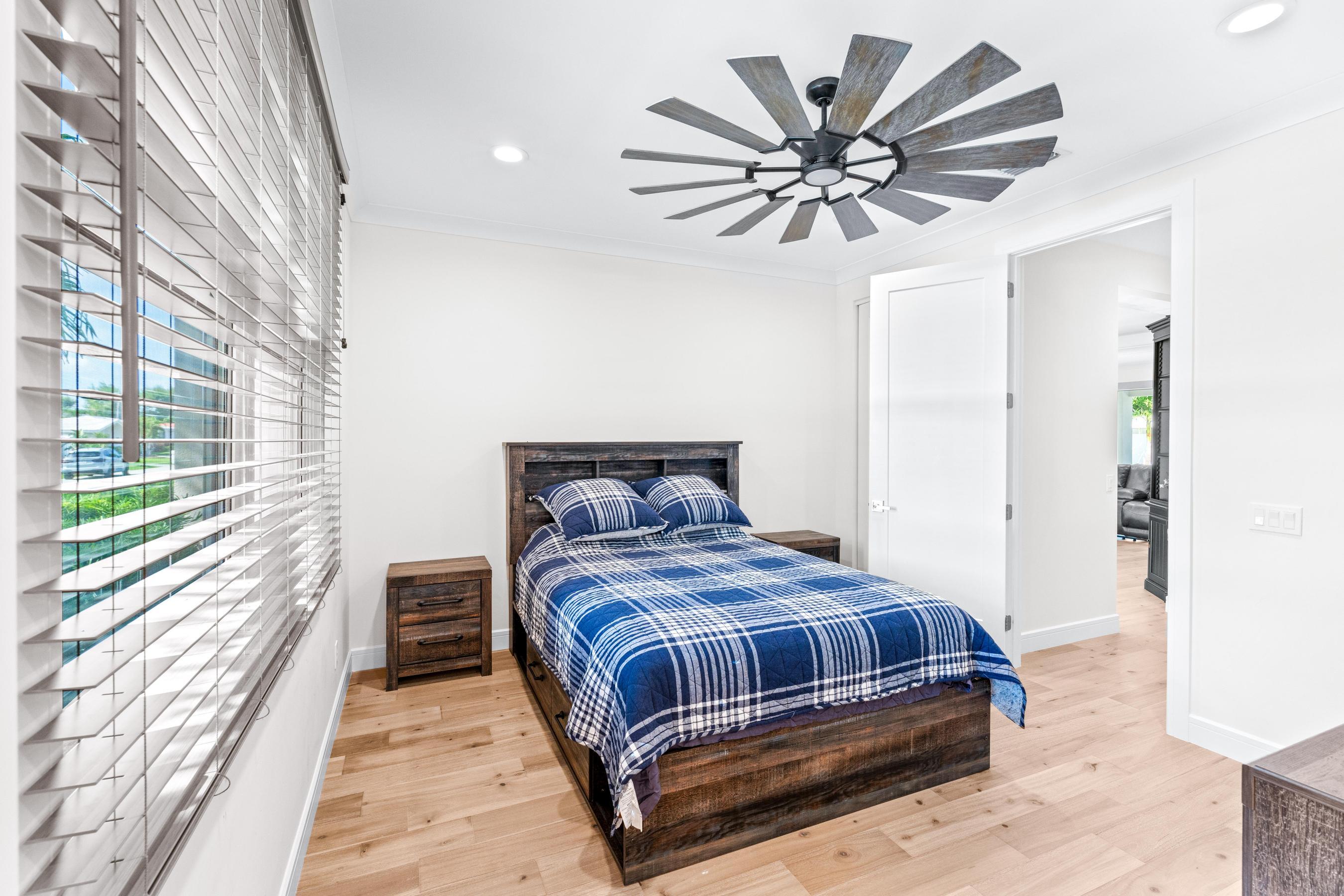 1270 Singer Drive Riviera Beach, FL 33404 - Photo 19 of 29 A7402452