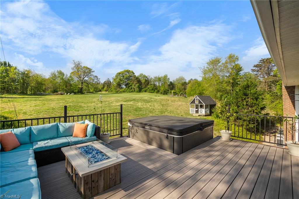 2740 Wiley Farm Road Kernersville, NC 27284 - Photo 5 of 44
