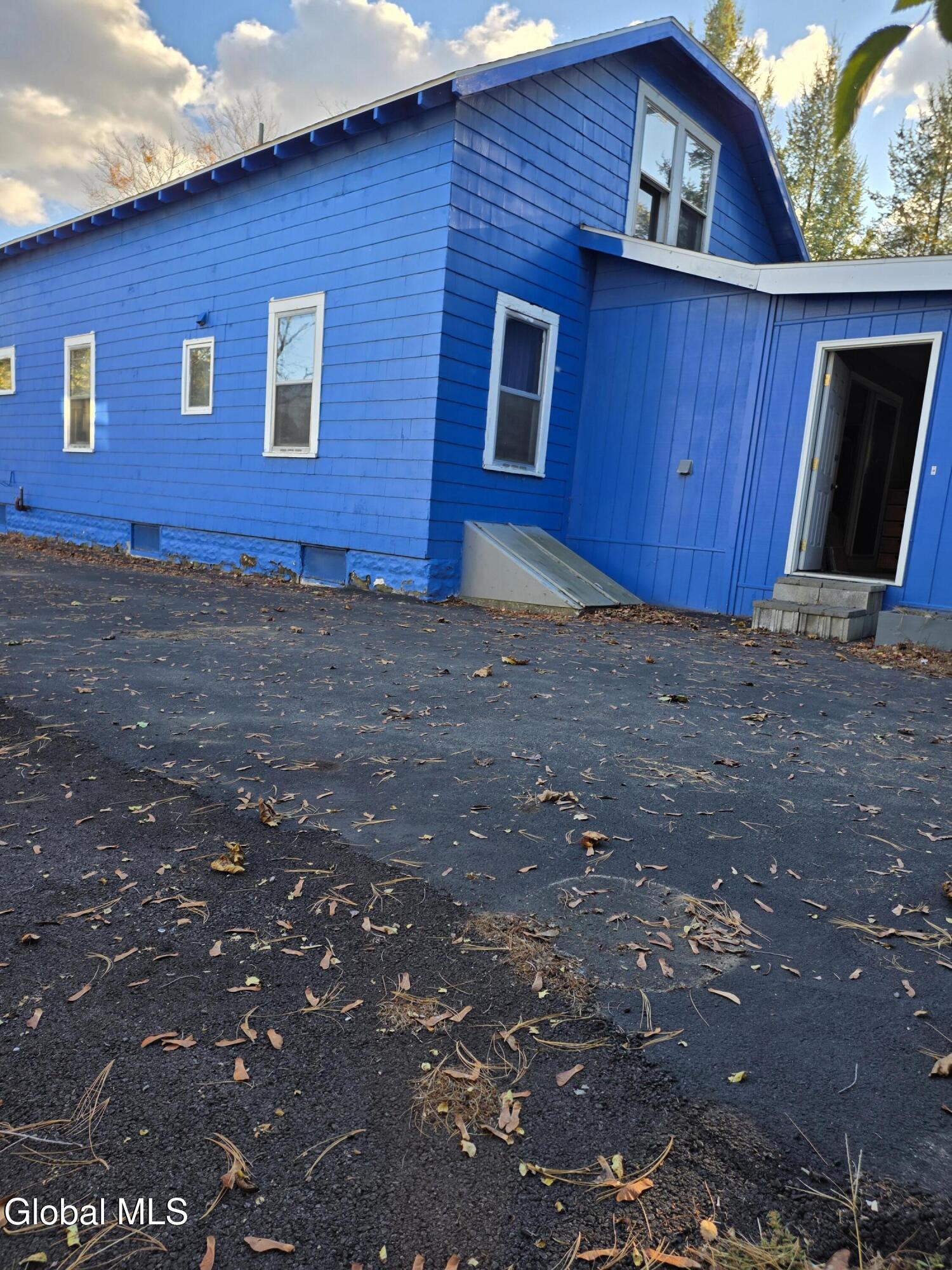 2 Delafield Drive Colonie, NY 12205 - Photo 9 of 16 5512