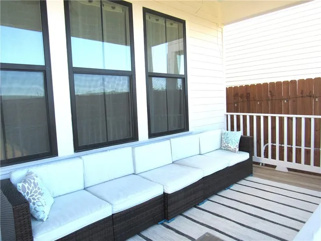 $765,000 | 6816 Bellaire Drive, New Orleans, LA 70124