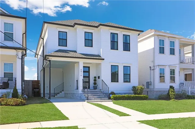$765,000 | 6816 Bellaire Drive, New Orleans, LA 70124