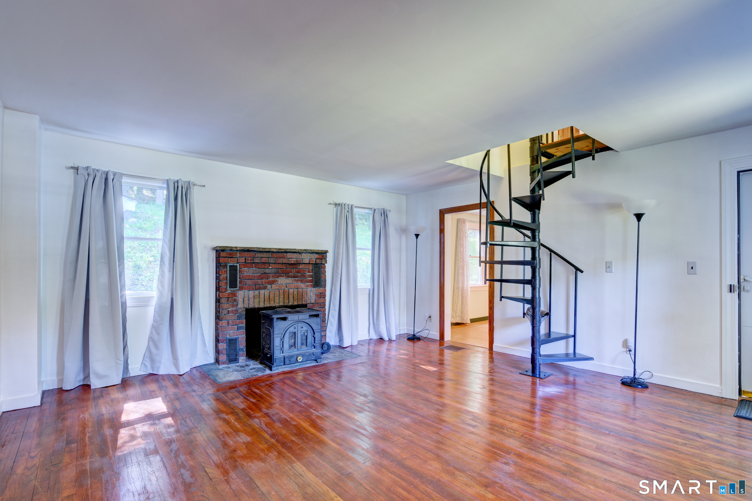 1634 Stafford Road Mansfield, CT 06268 - Photo 9 of 40 Gallery Image 9