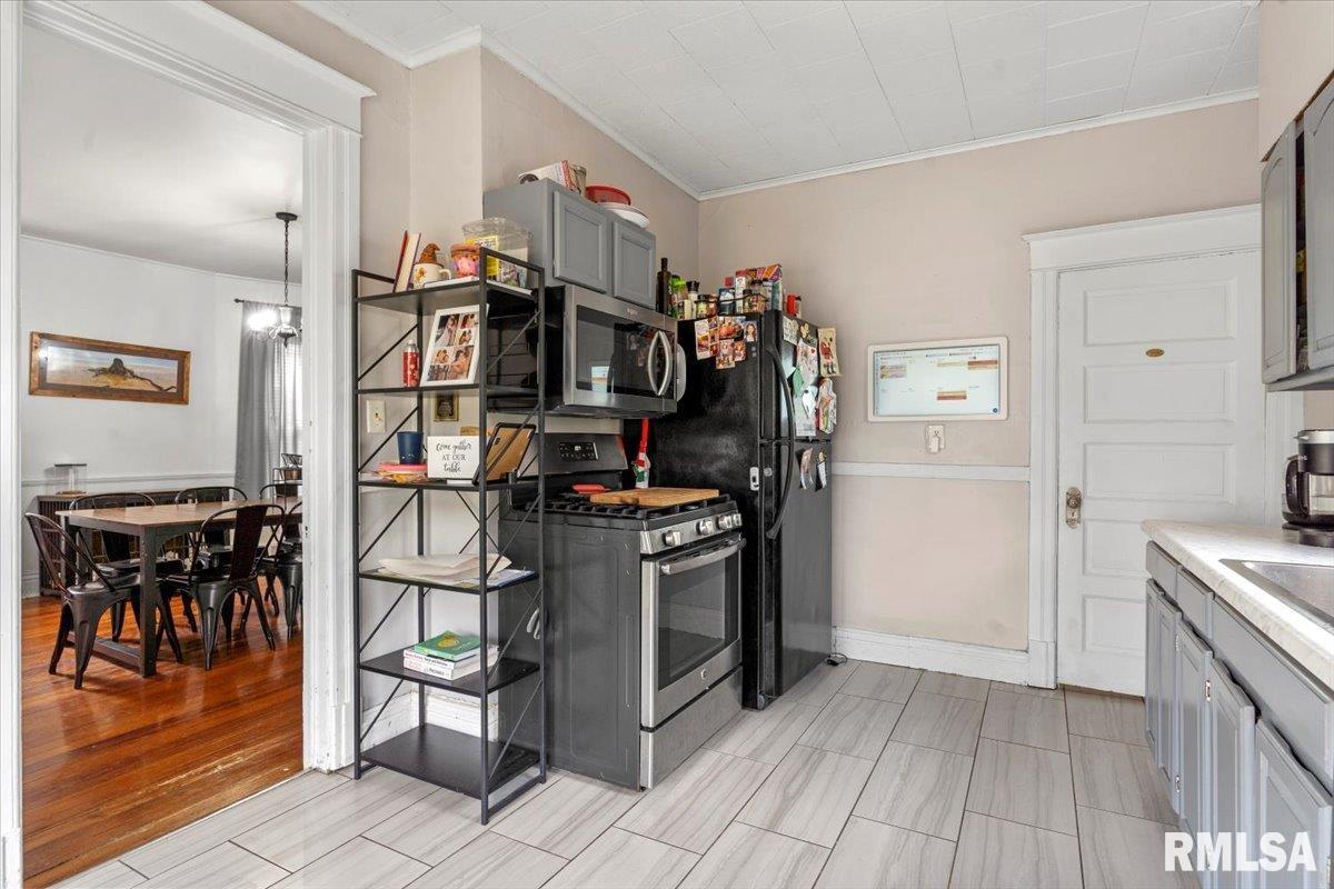 812 South Illinois Street Springfield, IL 62704 - Photo 13 of 33