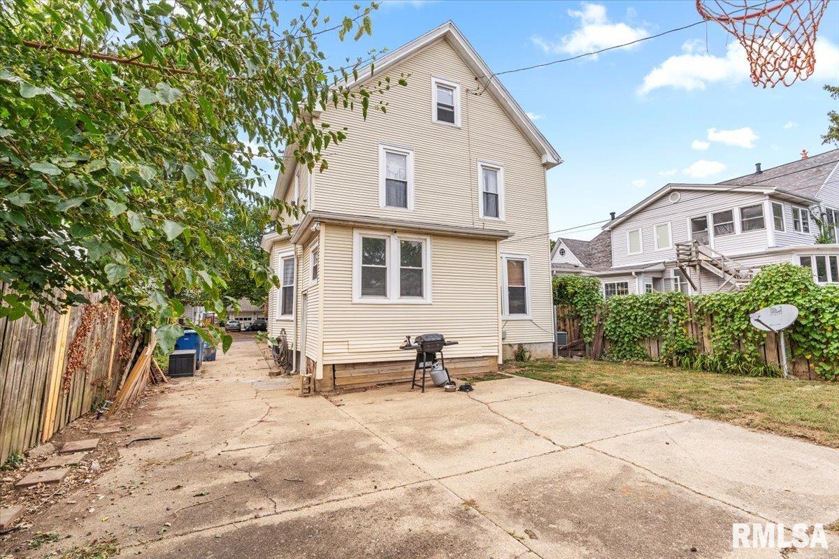 812 South Illinois Street Springfield, IL 62704 - Photo 27 of 33