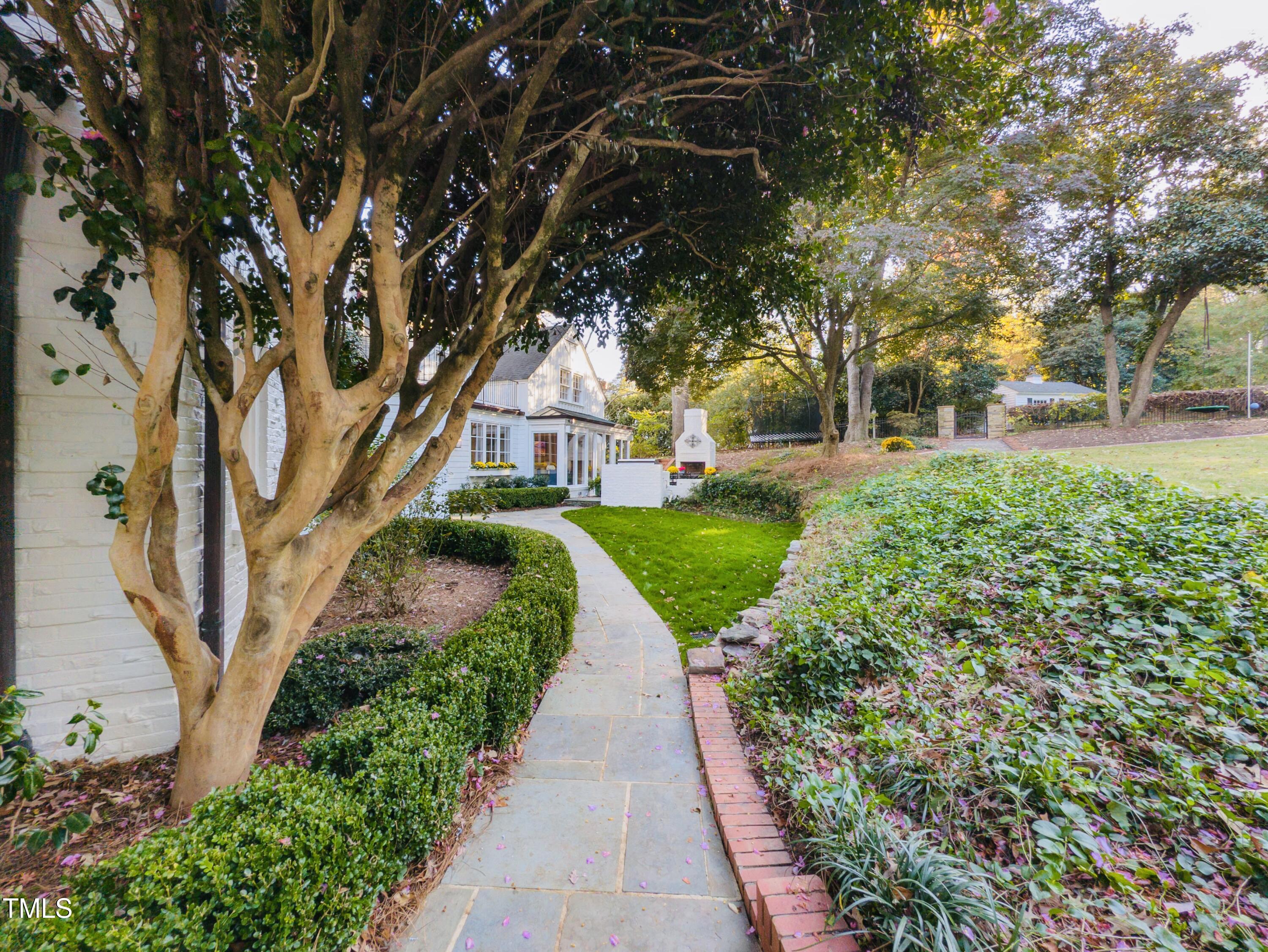 3203 White Oak Road Raleigh, NC 27609 - Photo 47 of 58 Exterior