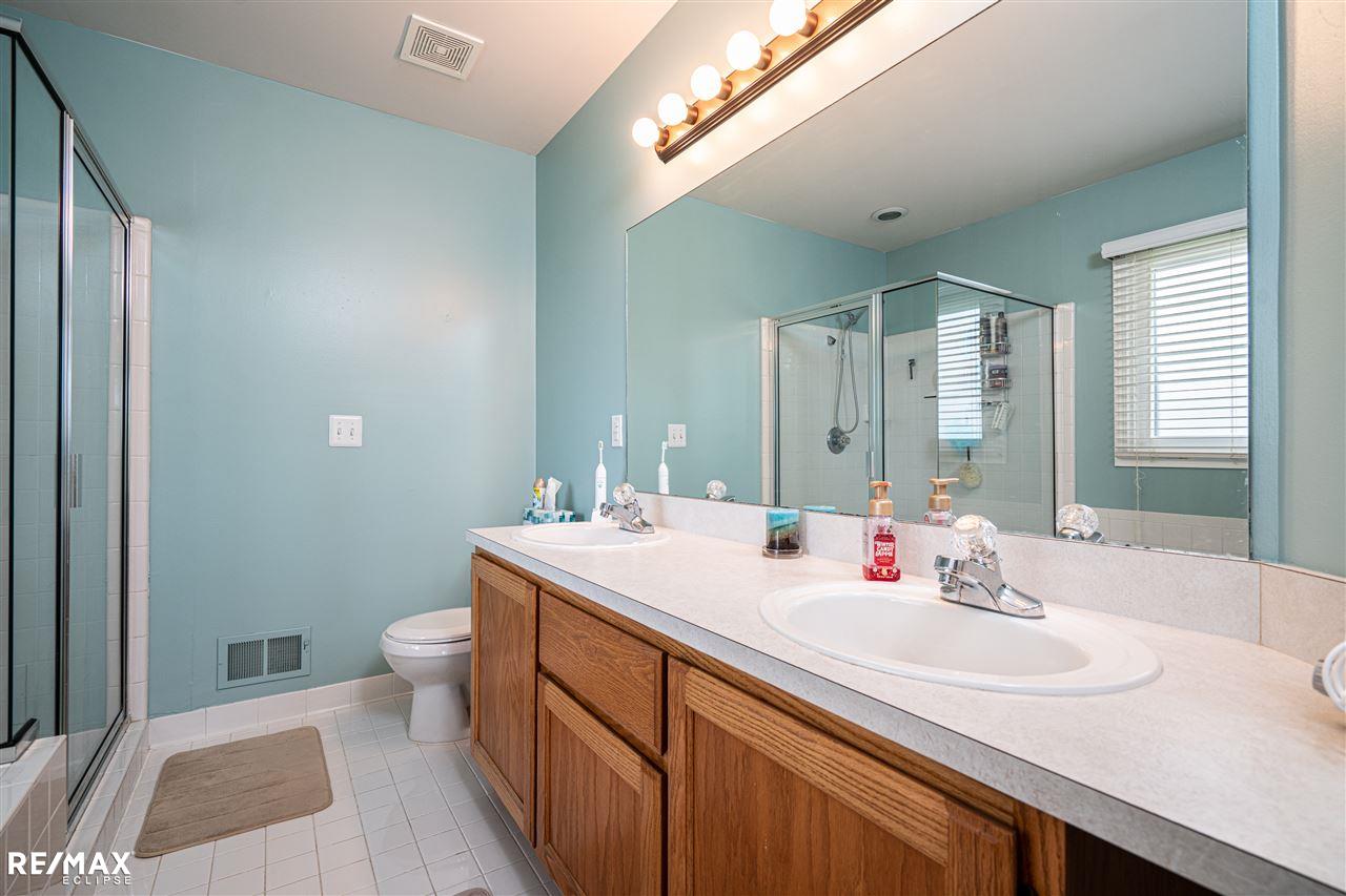 17735 Rocco Drive Macomb, MI 48044 - Photo 28 of 40 50014287-27.JPG