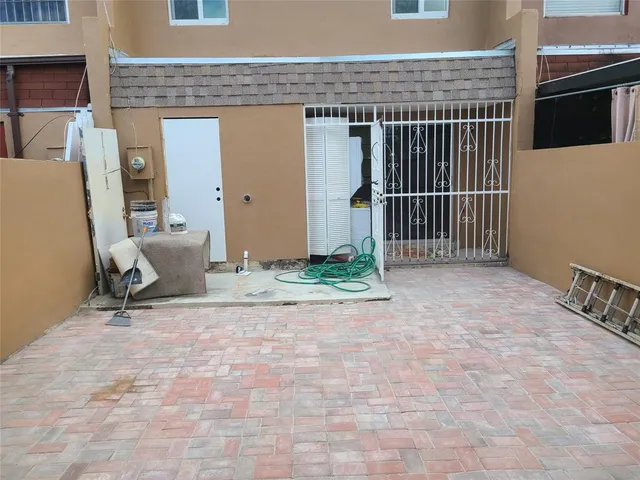 a view of backyard with wheel chair