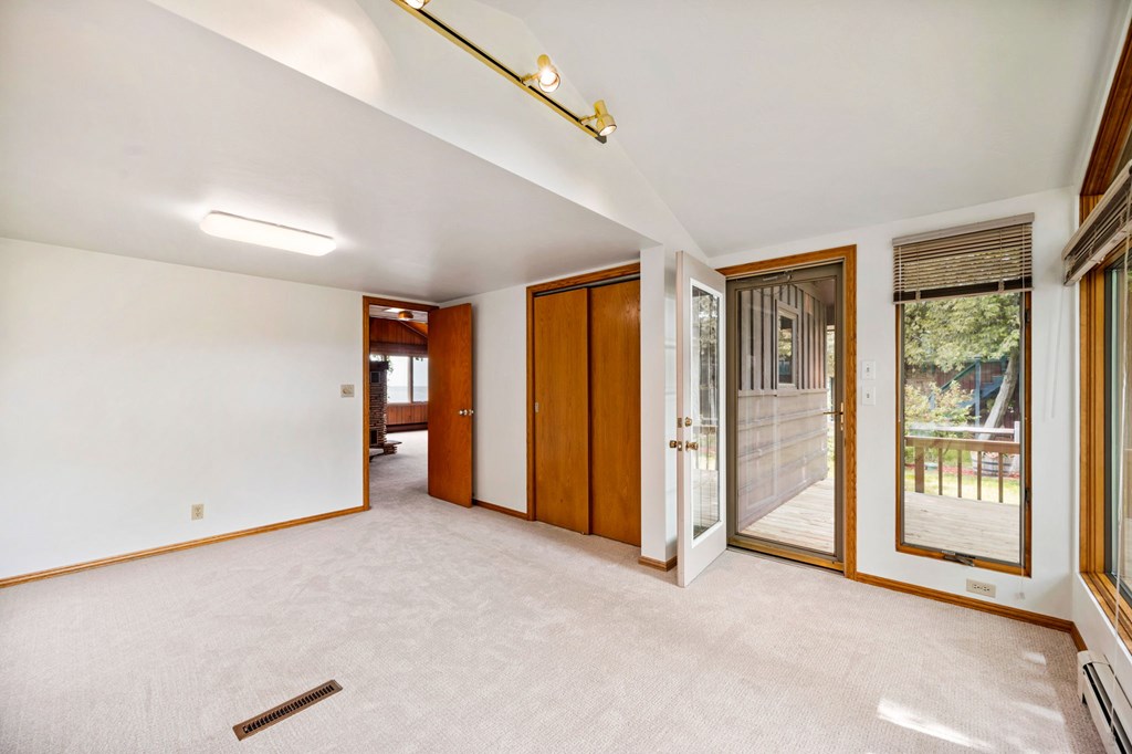 3988 Sand Bay Point Road Sturgeon Bay, WI 54235 - Photo 12 of 45 Gallery Image 12