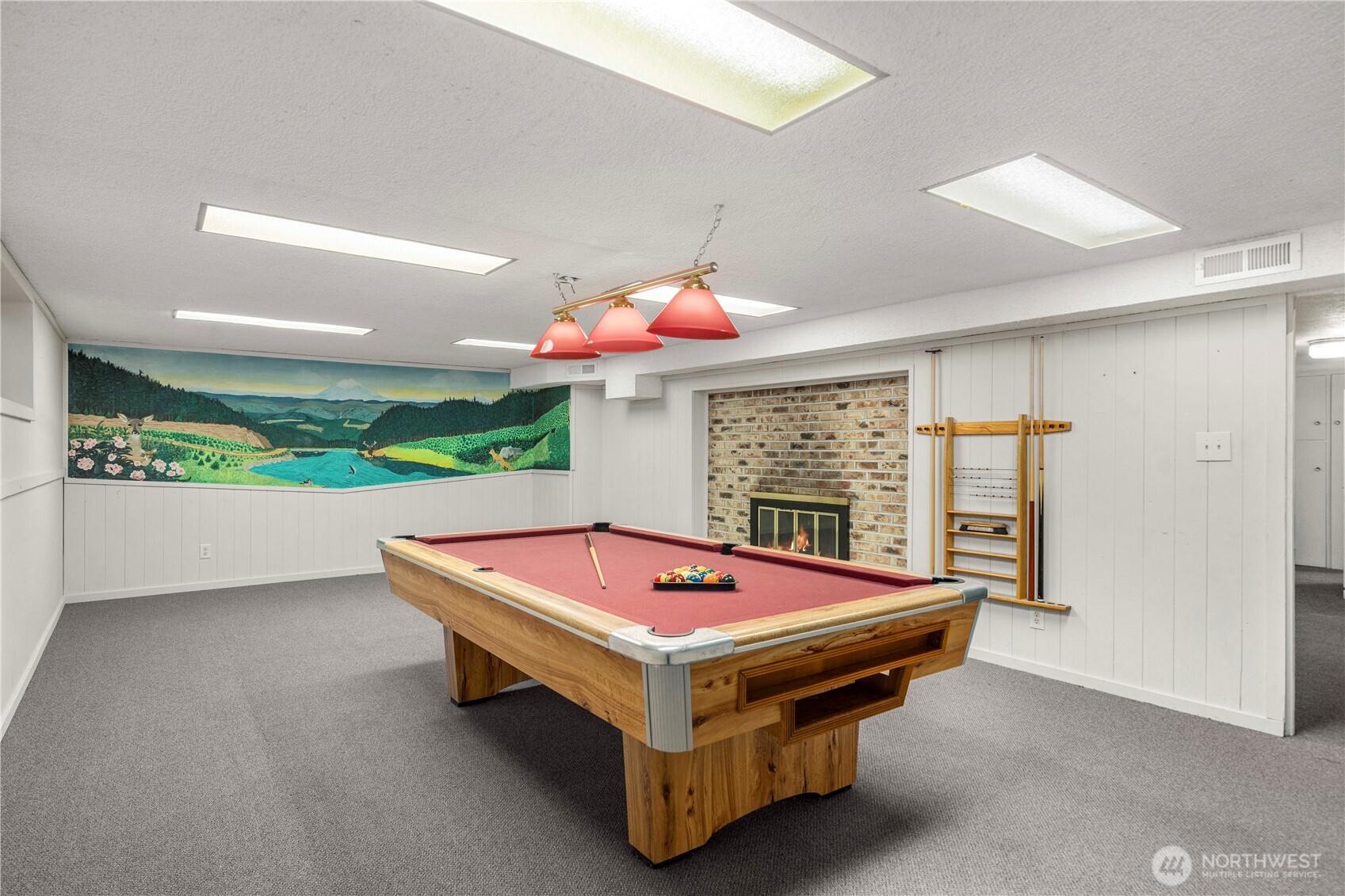 914 Alameda Avenue Fircrest, WA 98466 - Photo 31 of 40 a room with pool table and windows