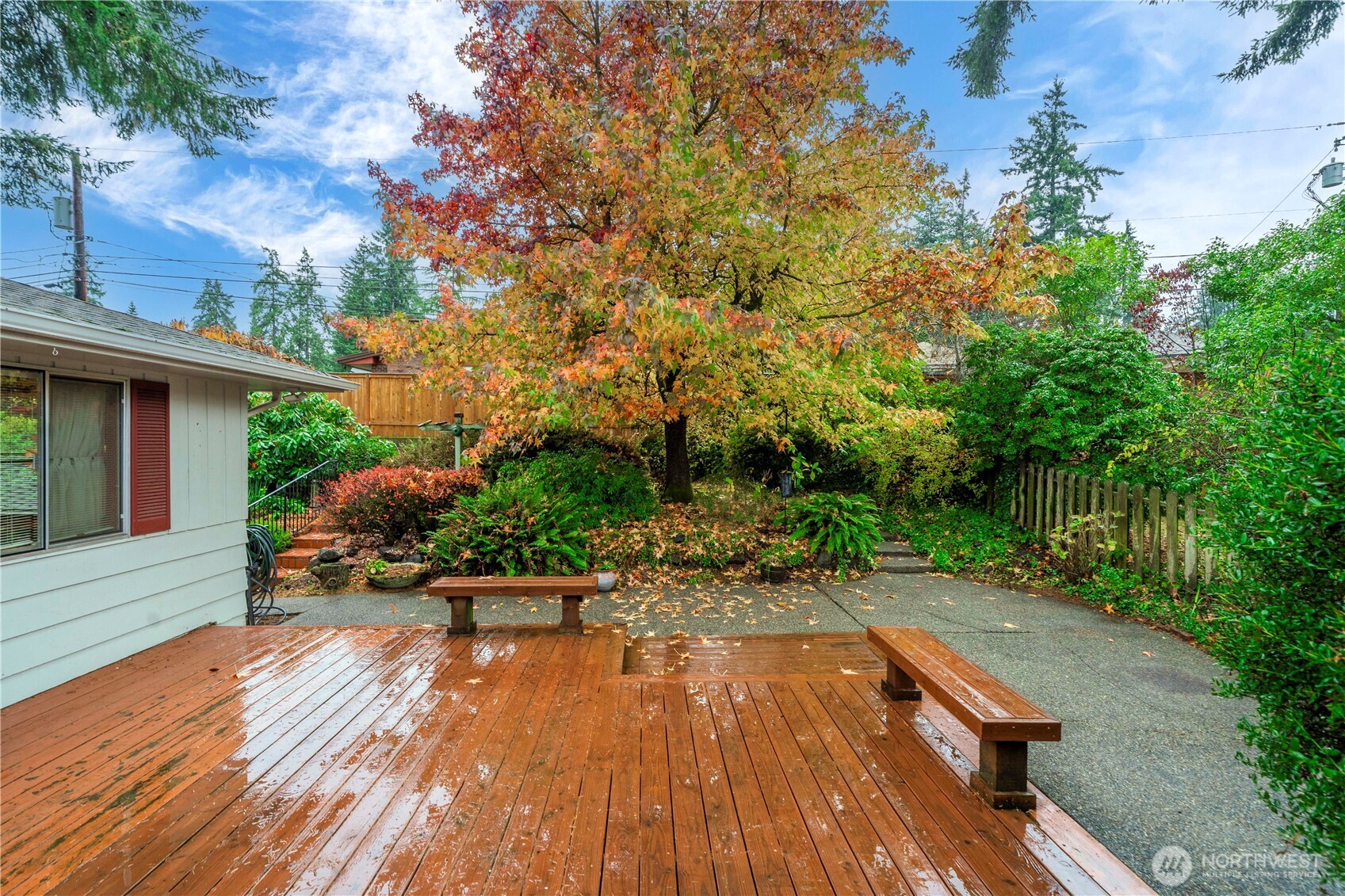 914 Alameda Avenue Fircrest, WA 98466 - Photo 35 of 40 a view of a backyard with sitting area