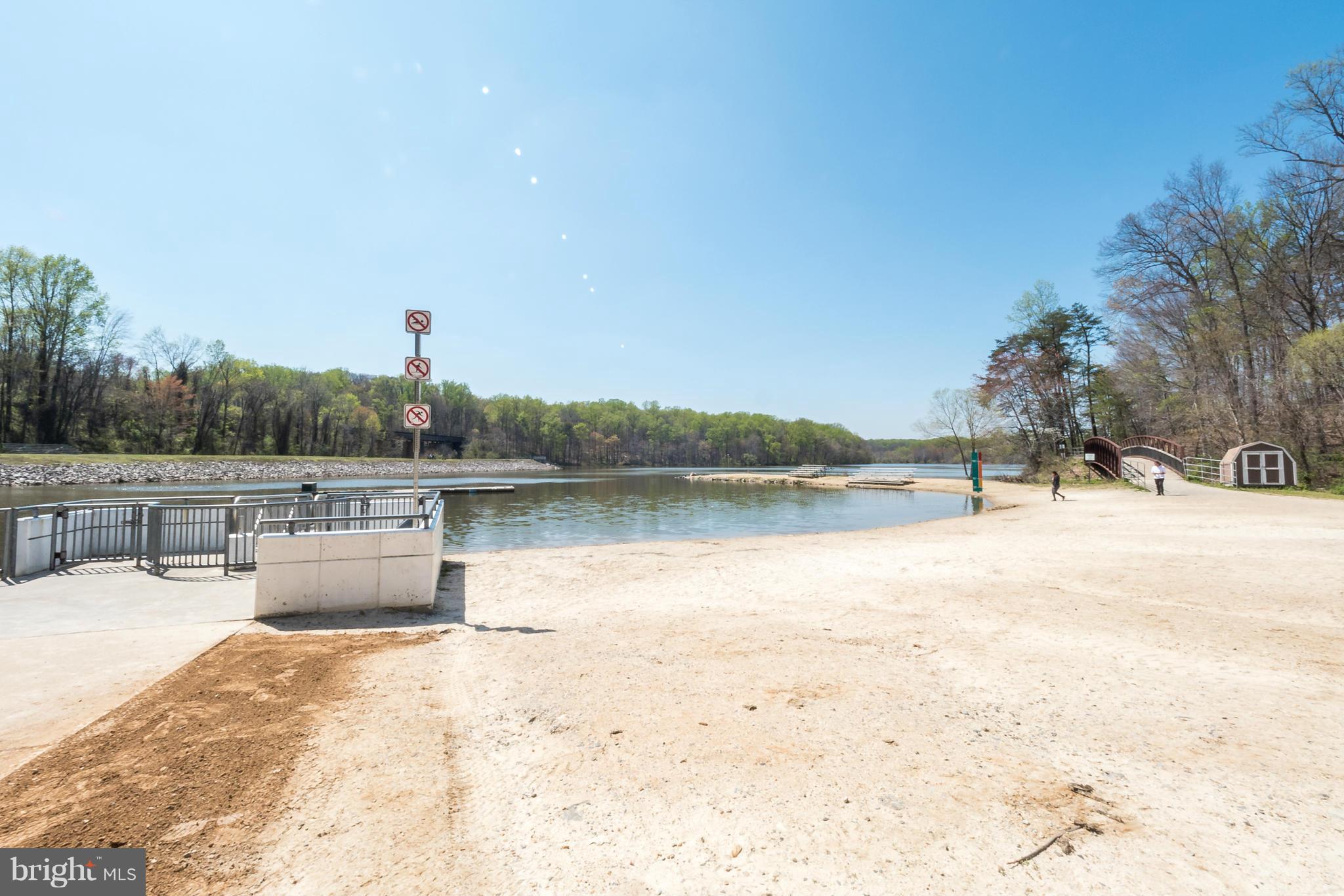 7709 Heming Place Springfield, VA 22151 - Photo 28 of 30 Lake Accotink is a private pathway walk away!