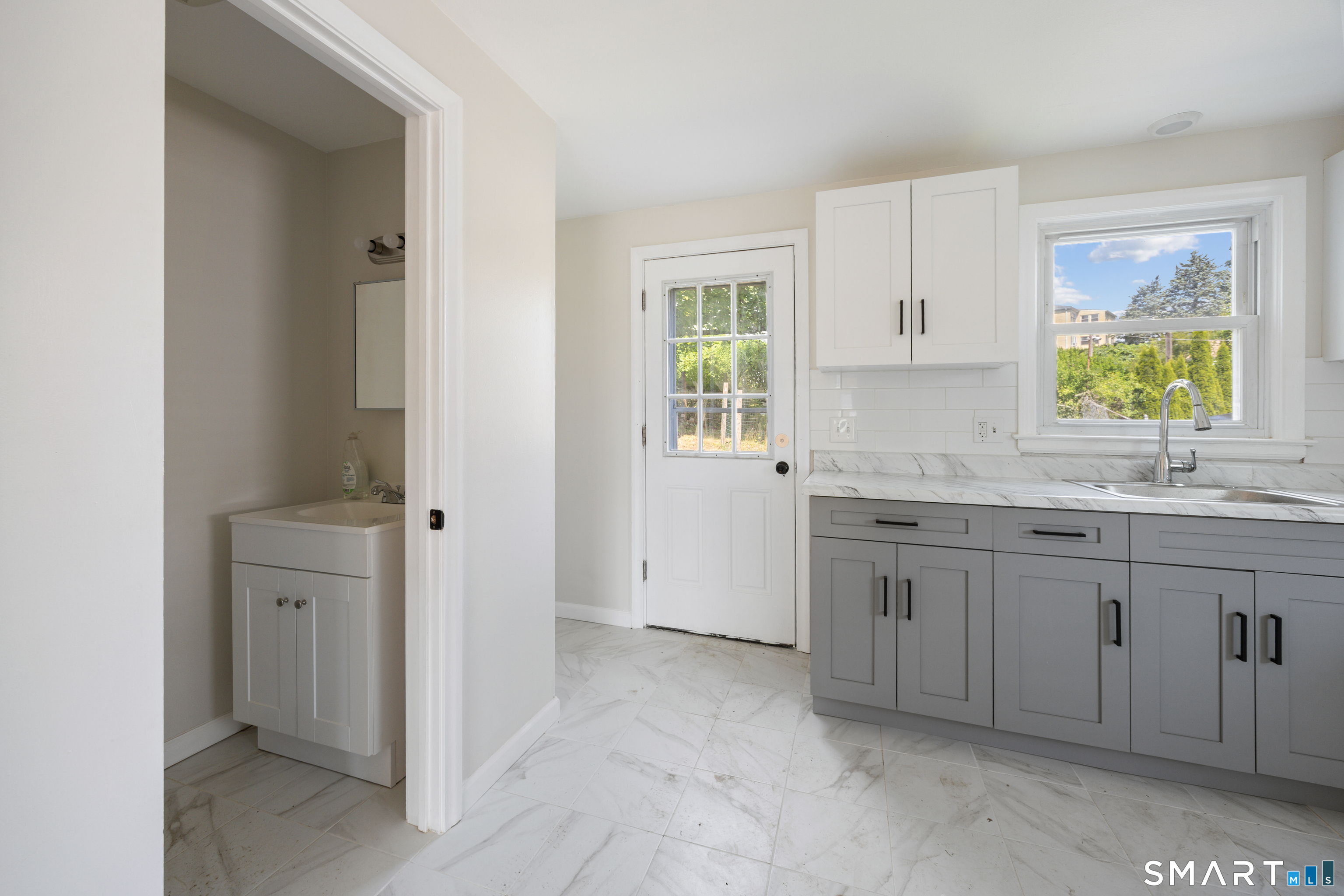 12 Lewis Road New Britain, CT 06053 - Photo 22 of 31